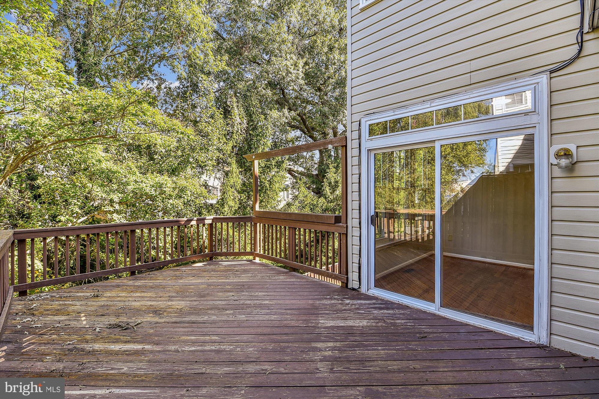 SOUTH RIVER COLONY - Residential