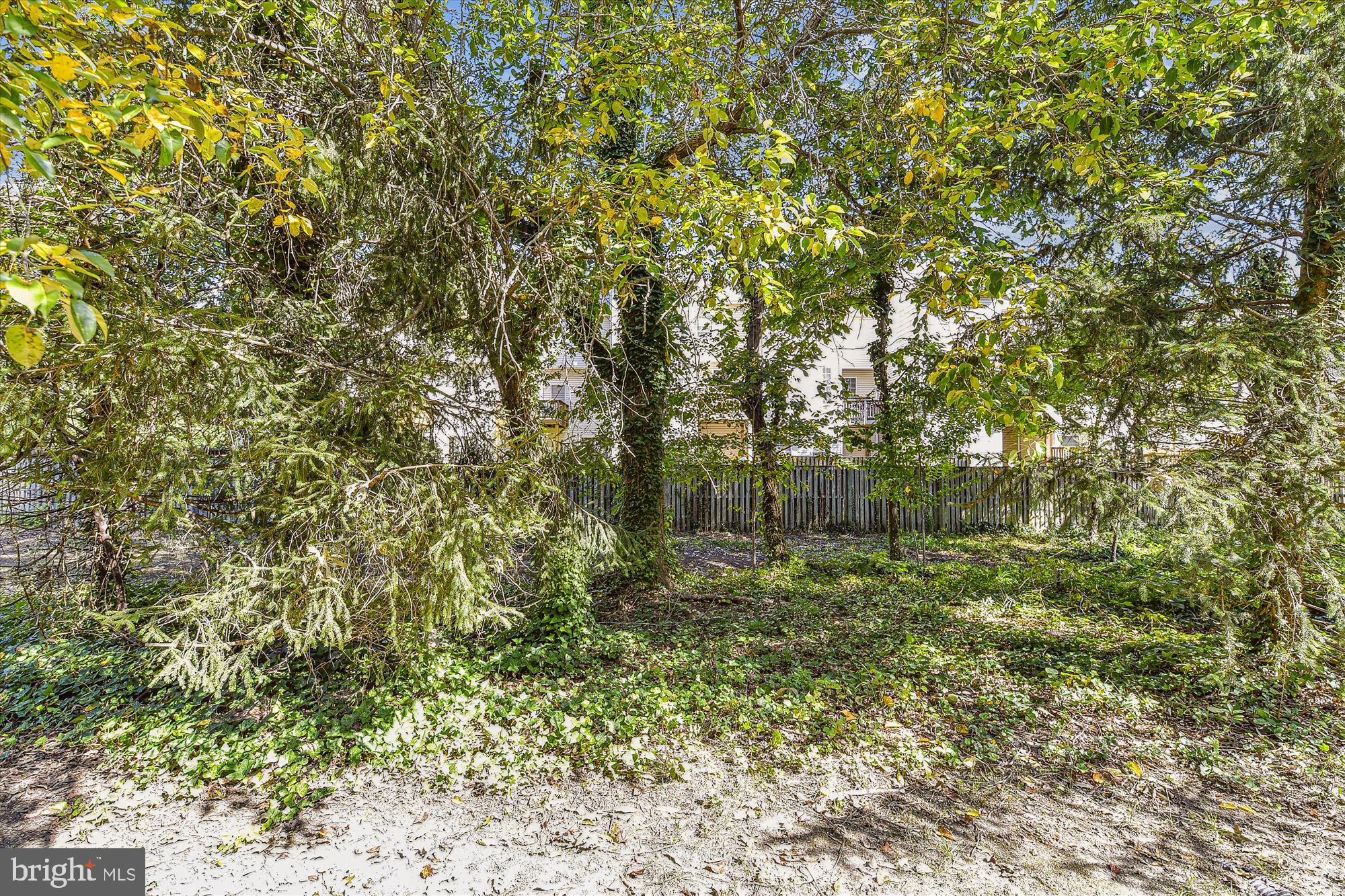 SOUTH RIVER COLONY - Residential