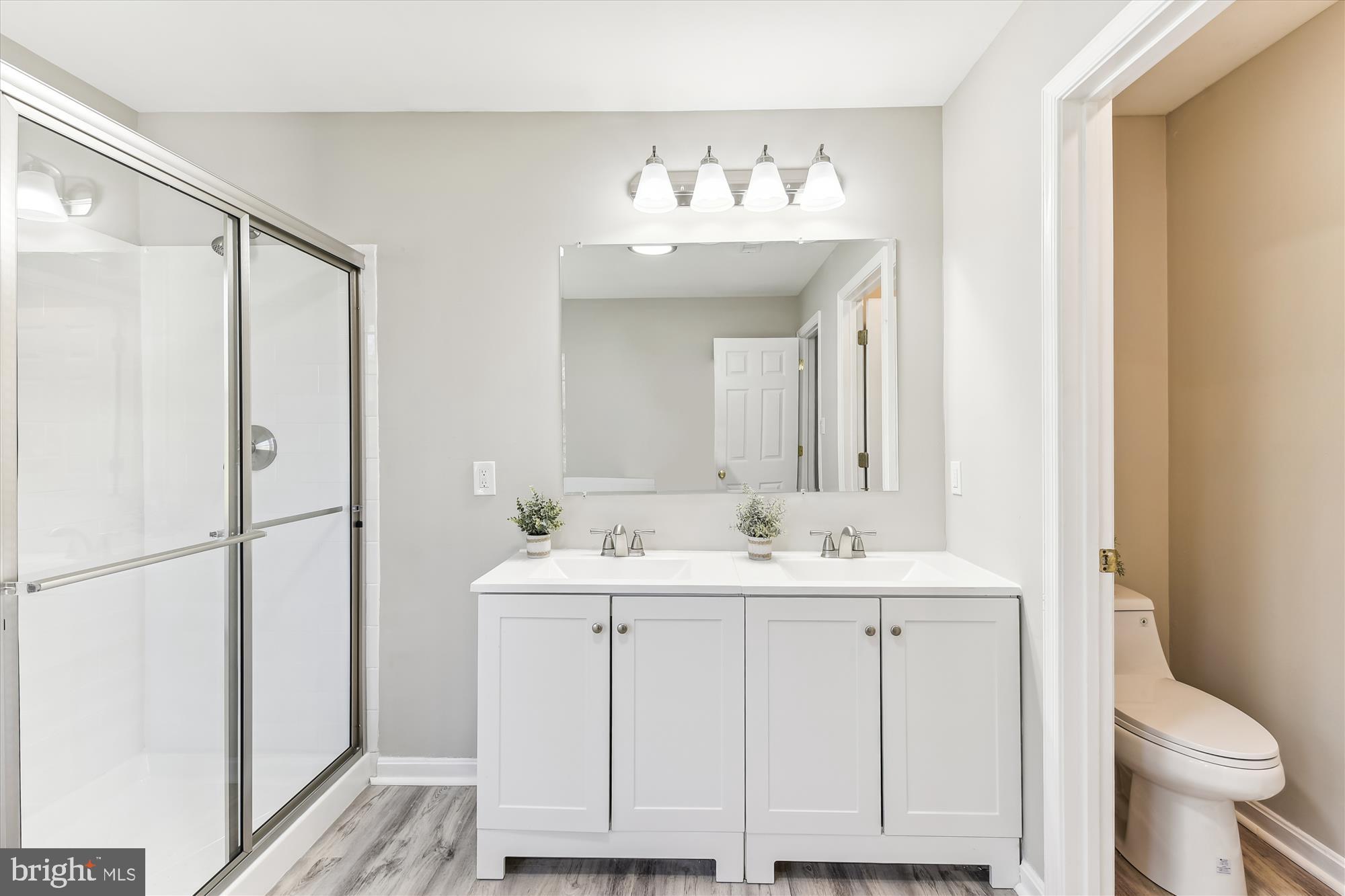 SOUTH RIVER COLONY - Residential