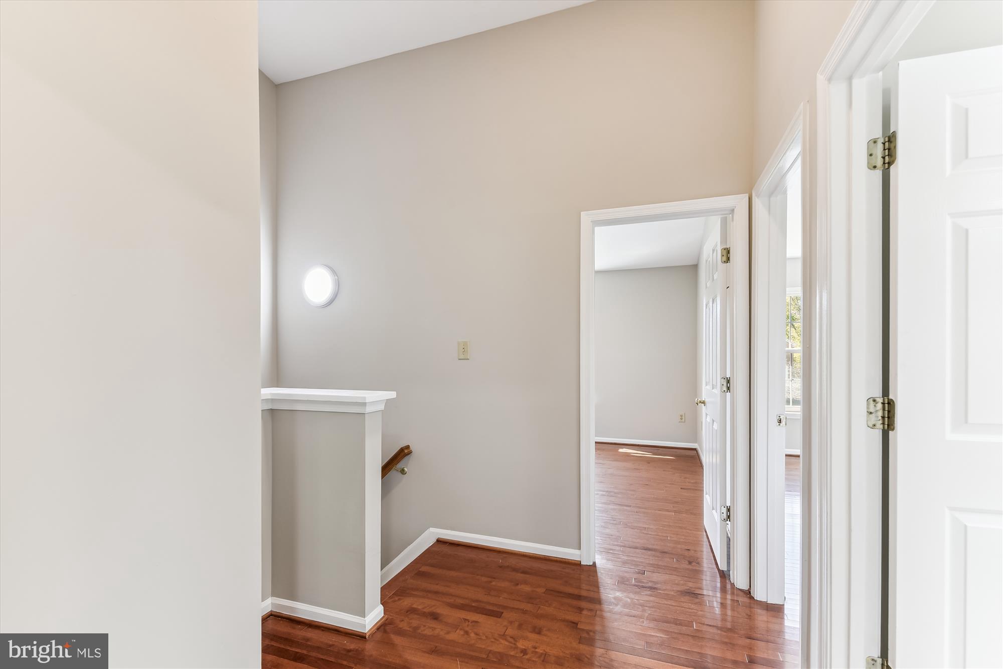 SOUTH RIVER COLONY - Residential