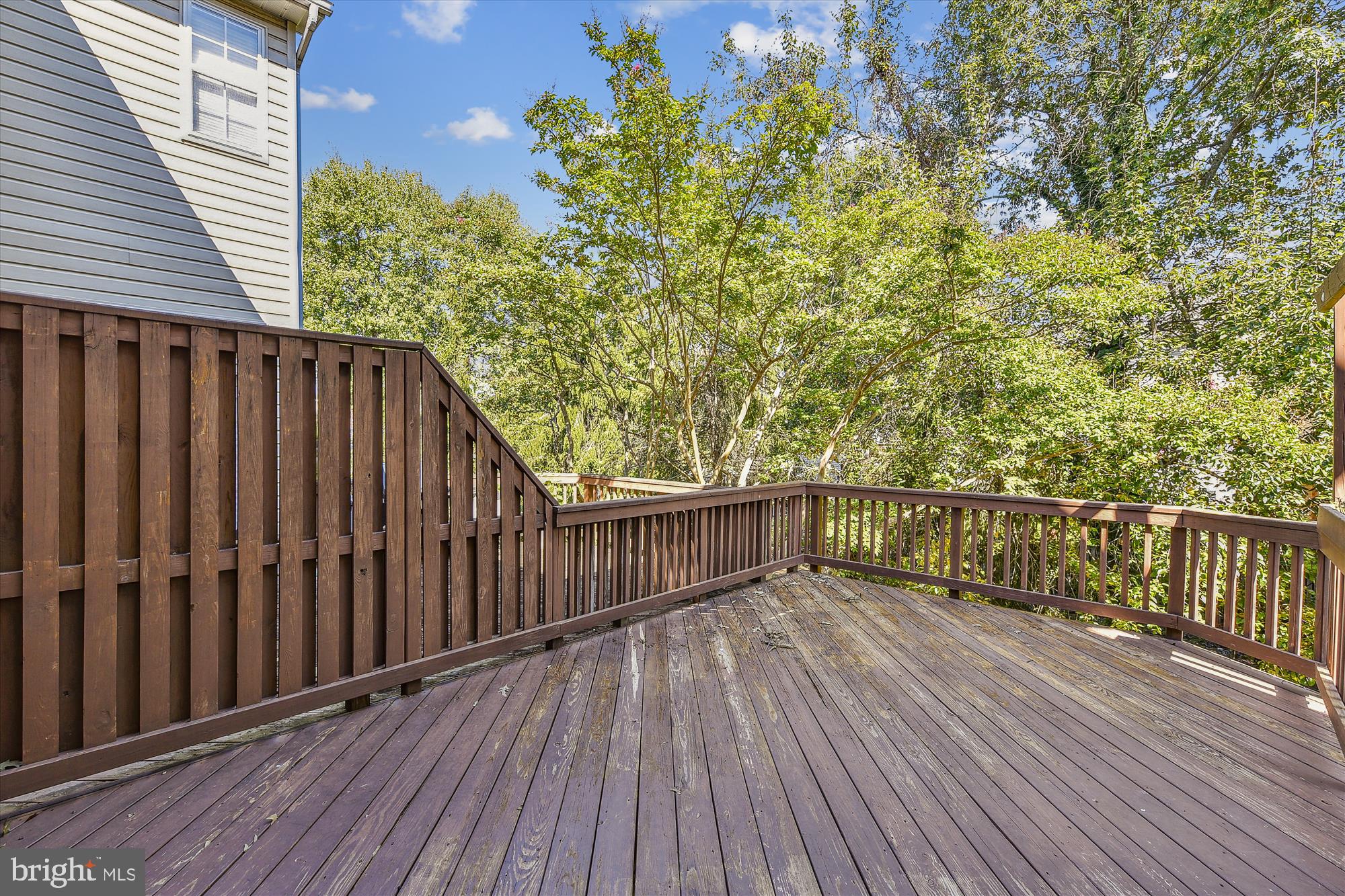 SOUTH RIVER COLONY - Residential