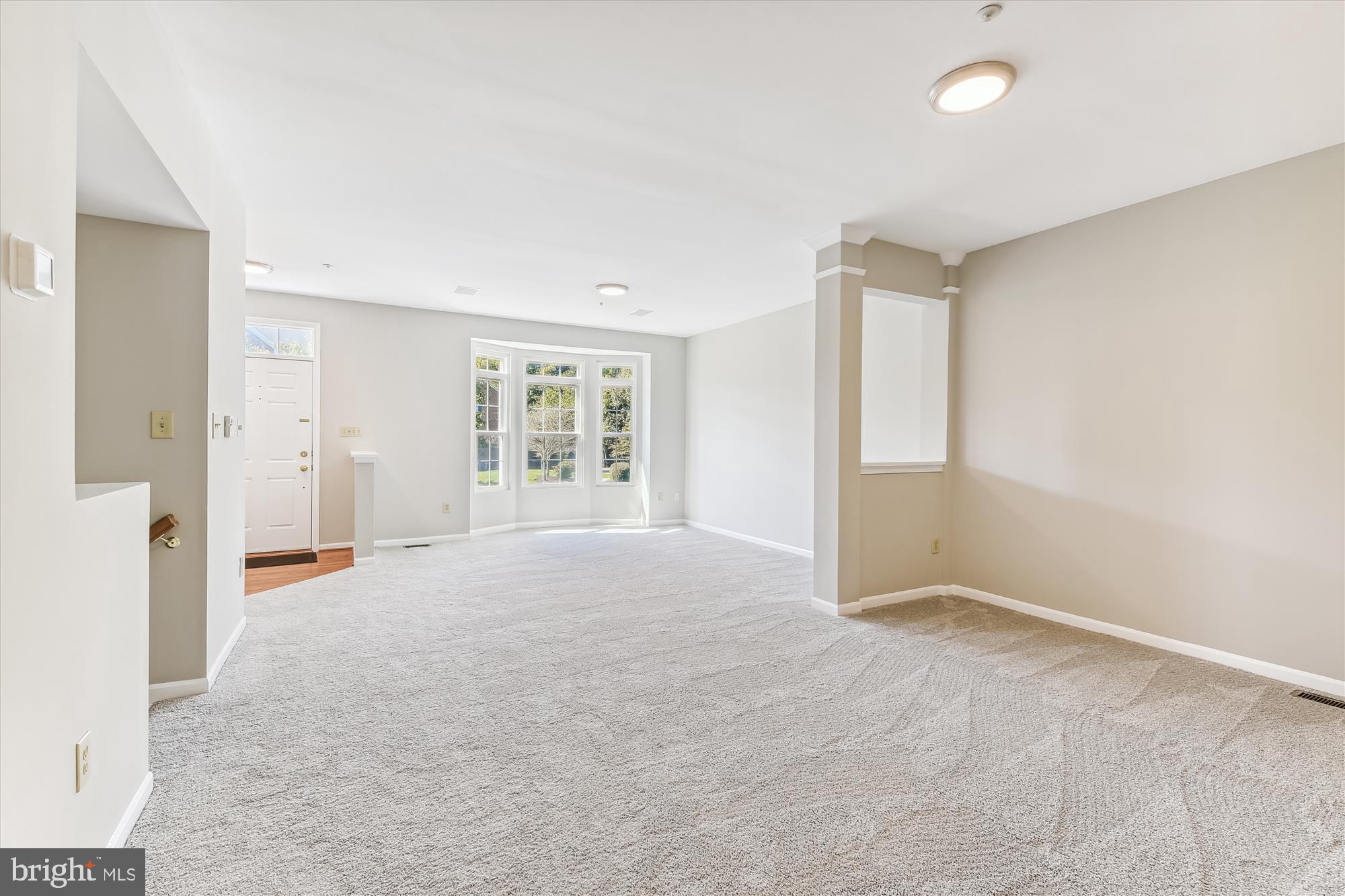 SOUTH RIVER COLONY - Residential