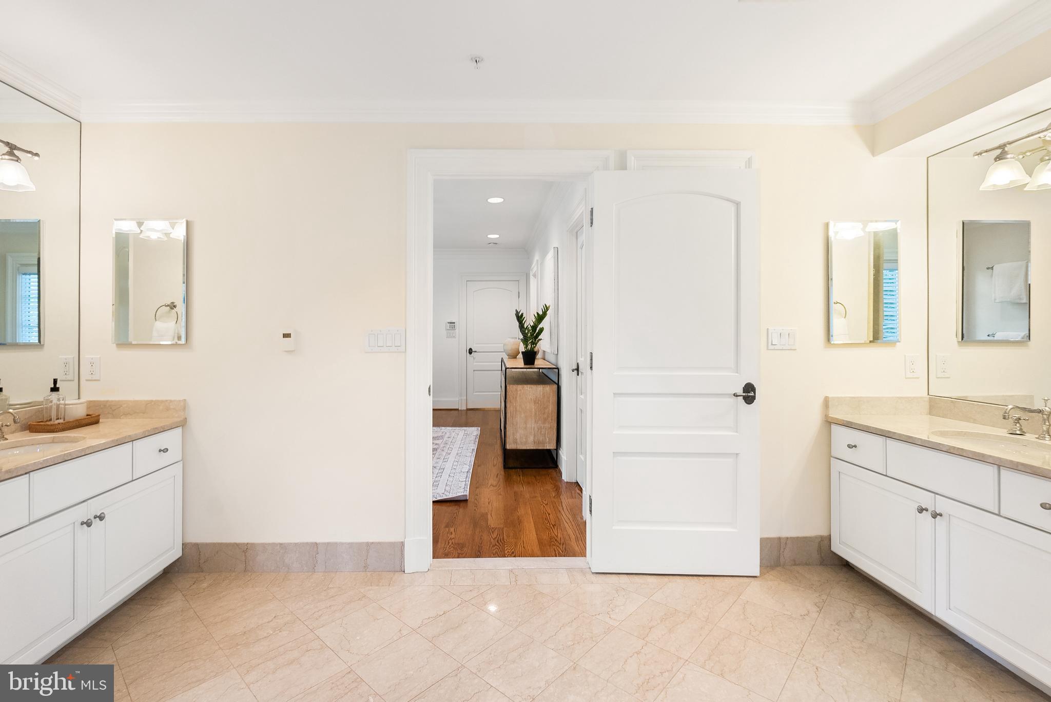 CLEVELAND PARK - Residential