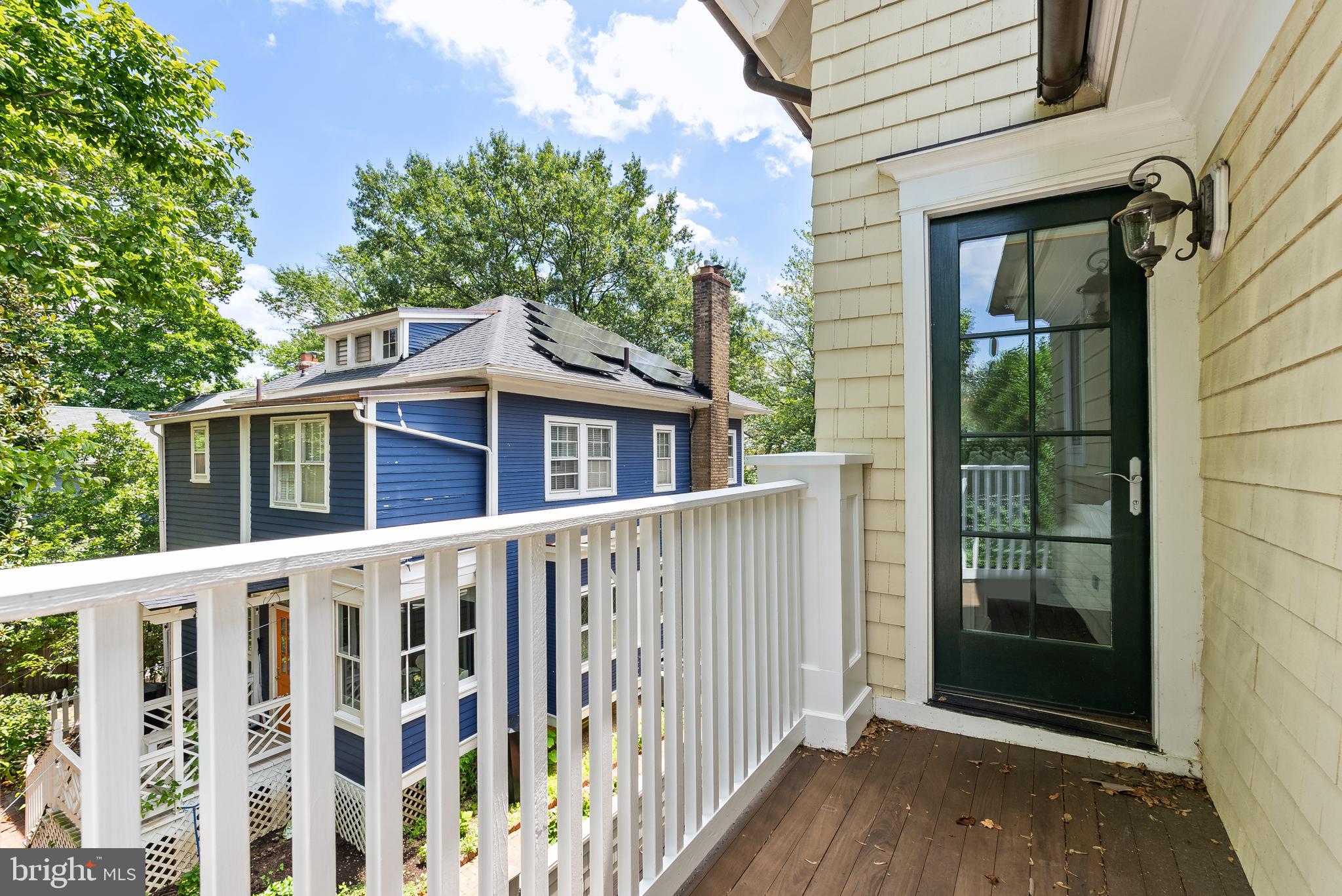 CLEVELAND PARK - Residential