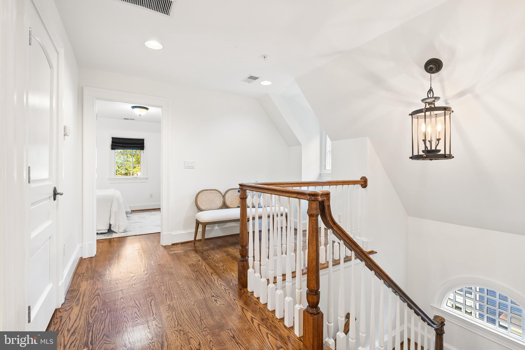 CLEVELAND PARK - Residential