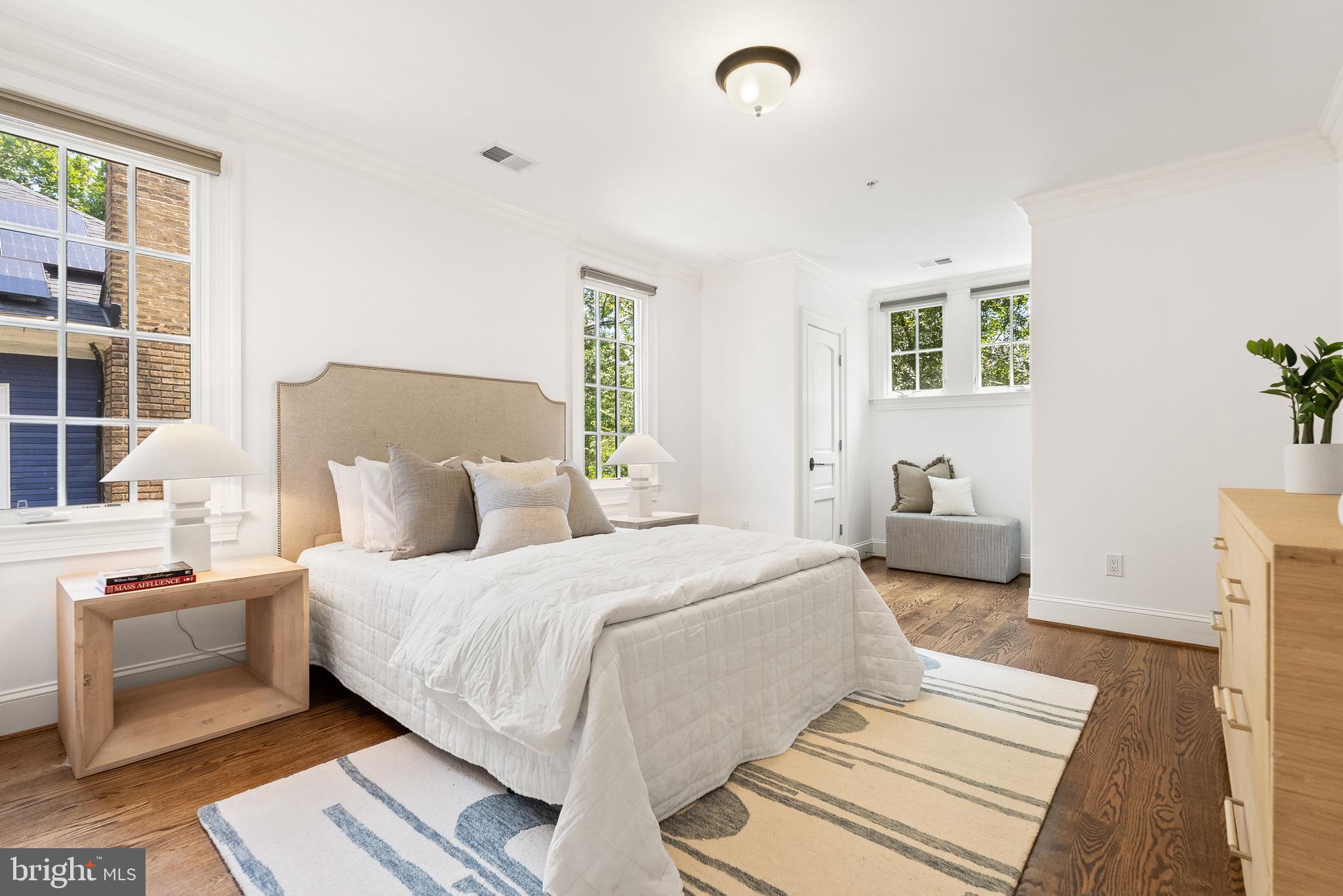 CLEVELAND PARK - Residential