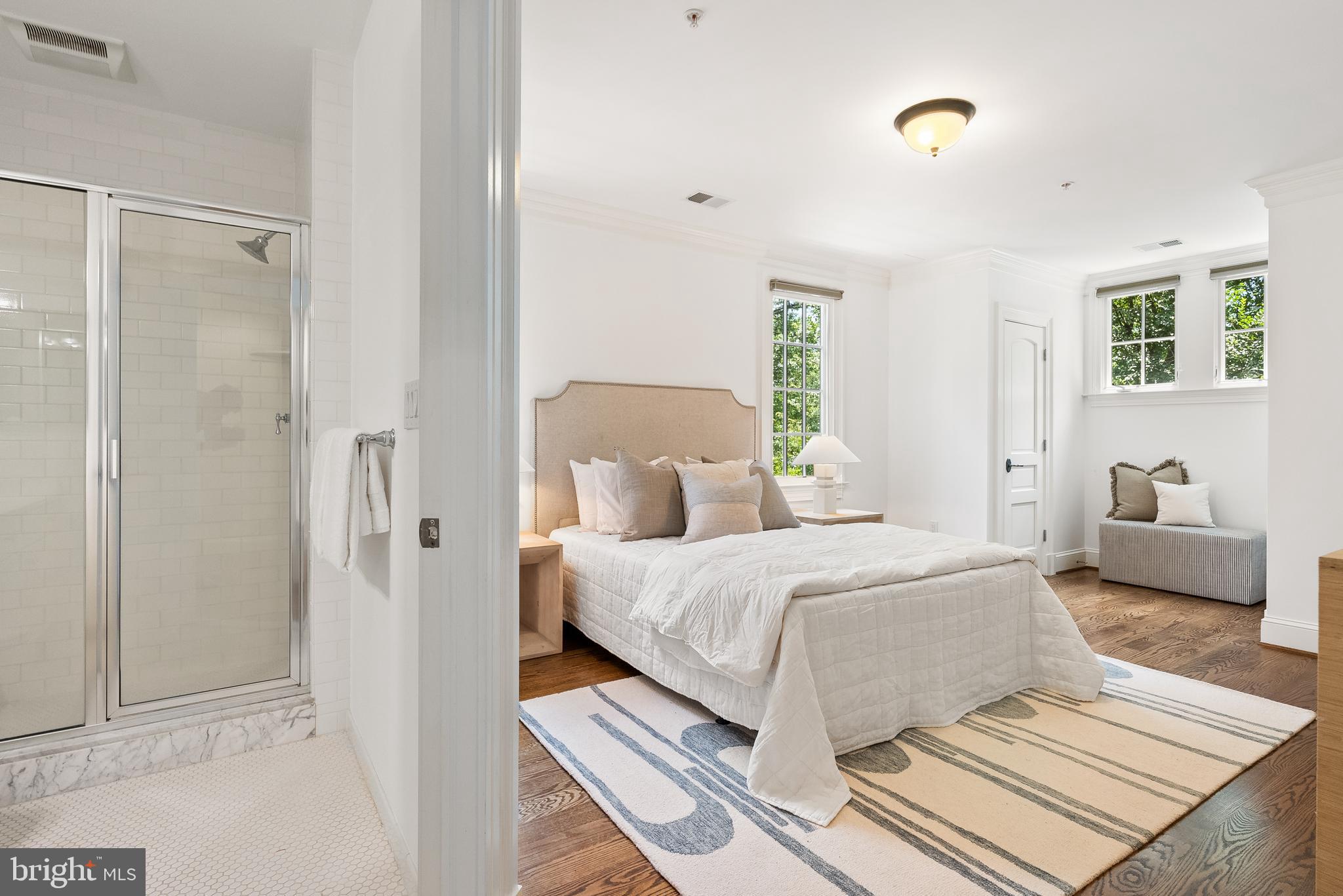 CLEVELAND PARK - Residential