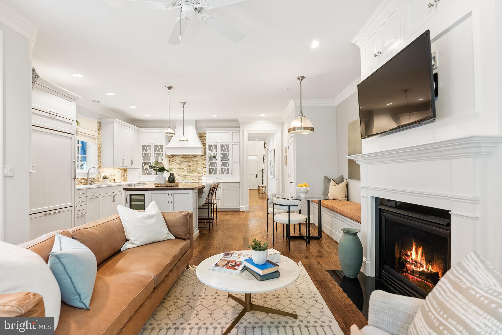 CLEVELAND PARK - Residential