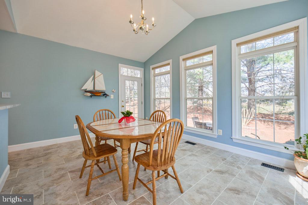 POTOMAC LAKES - Residential