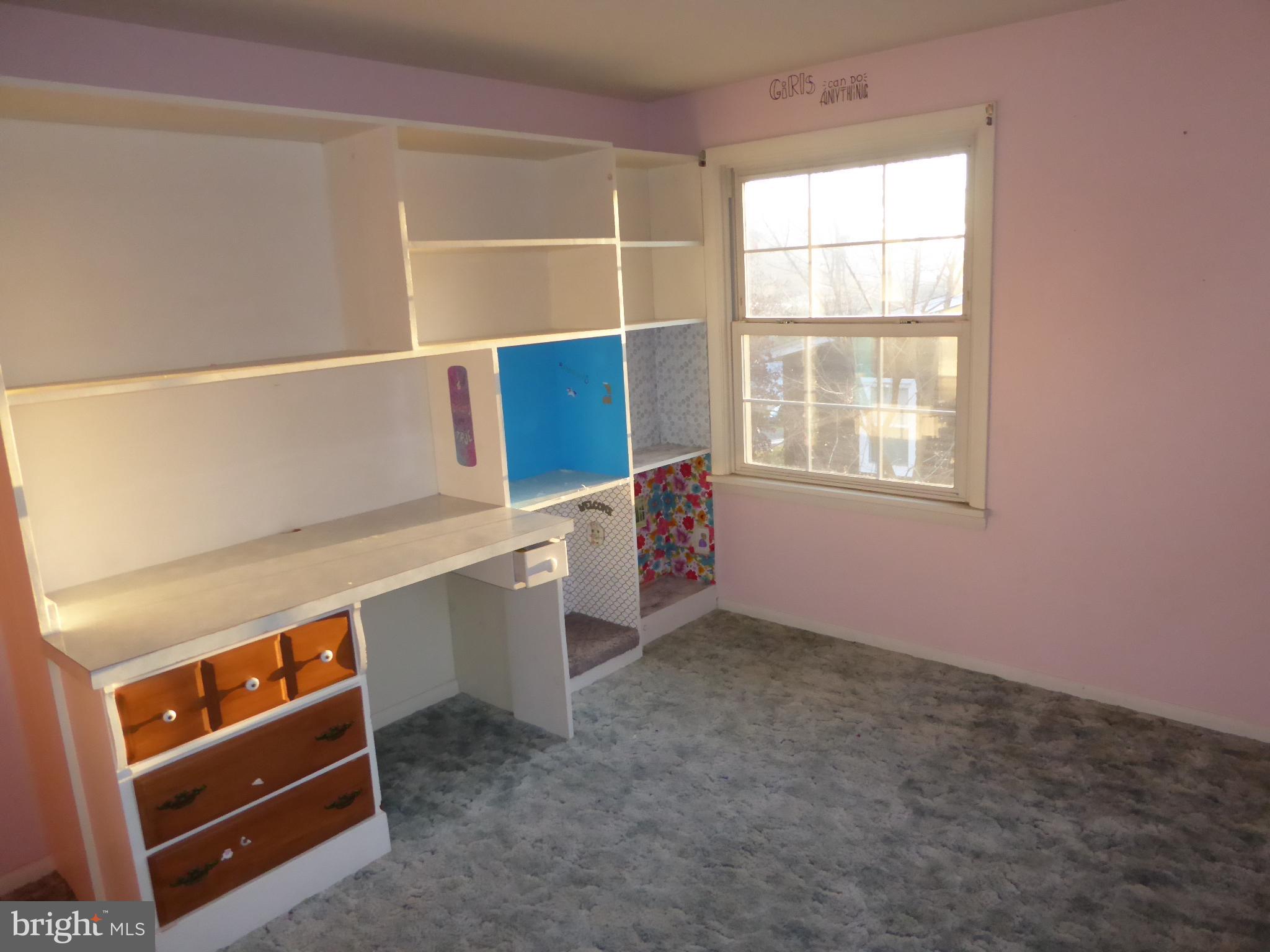 HAWTHORN HEIGHTS - Residential