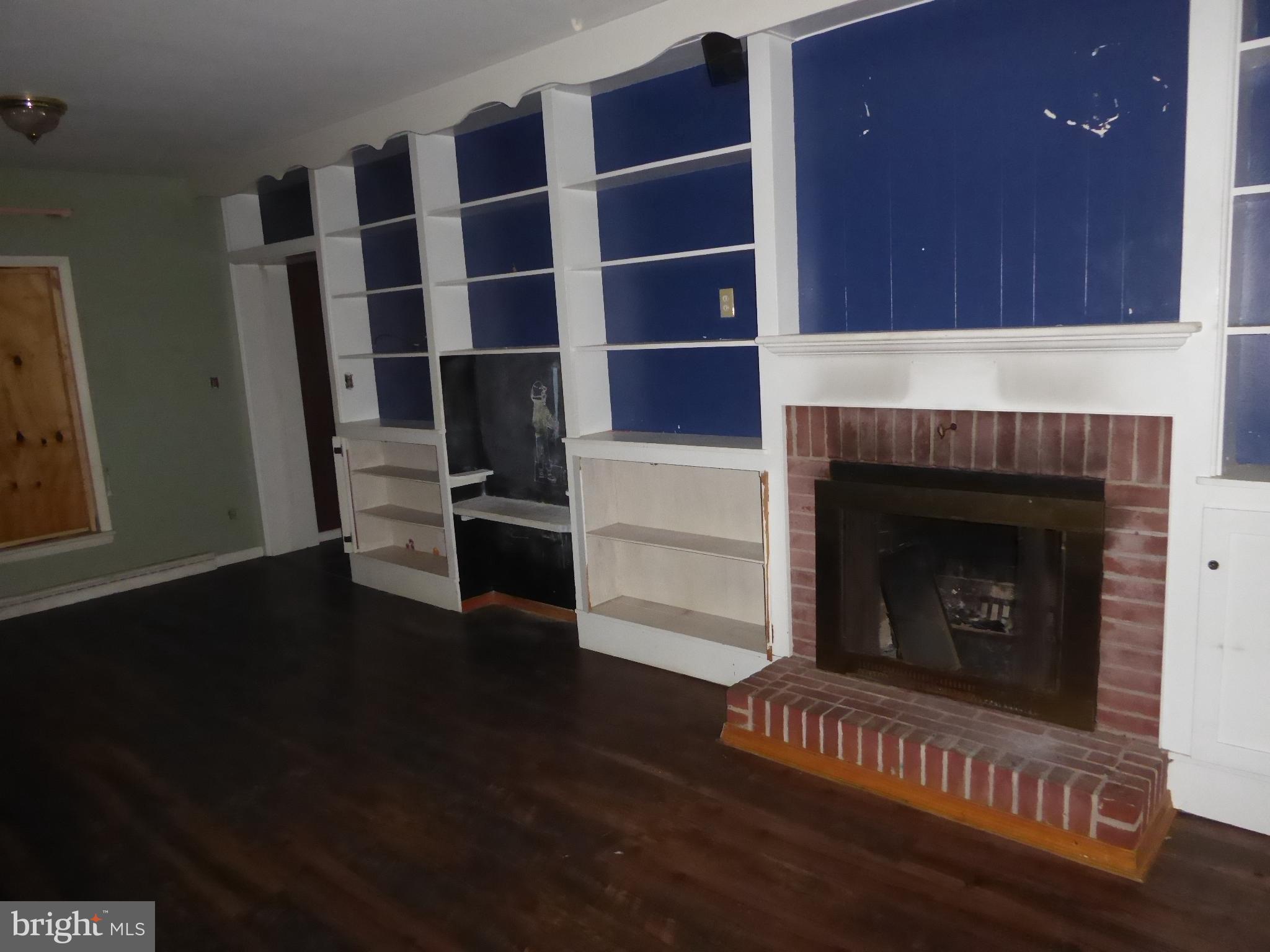 HAWTHORN HEIGHTS - Residential