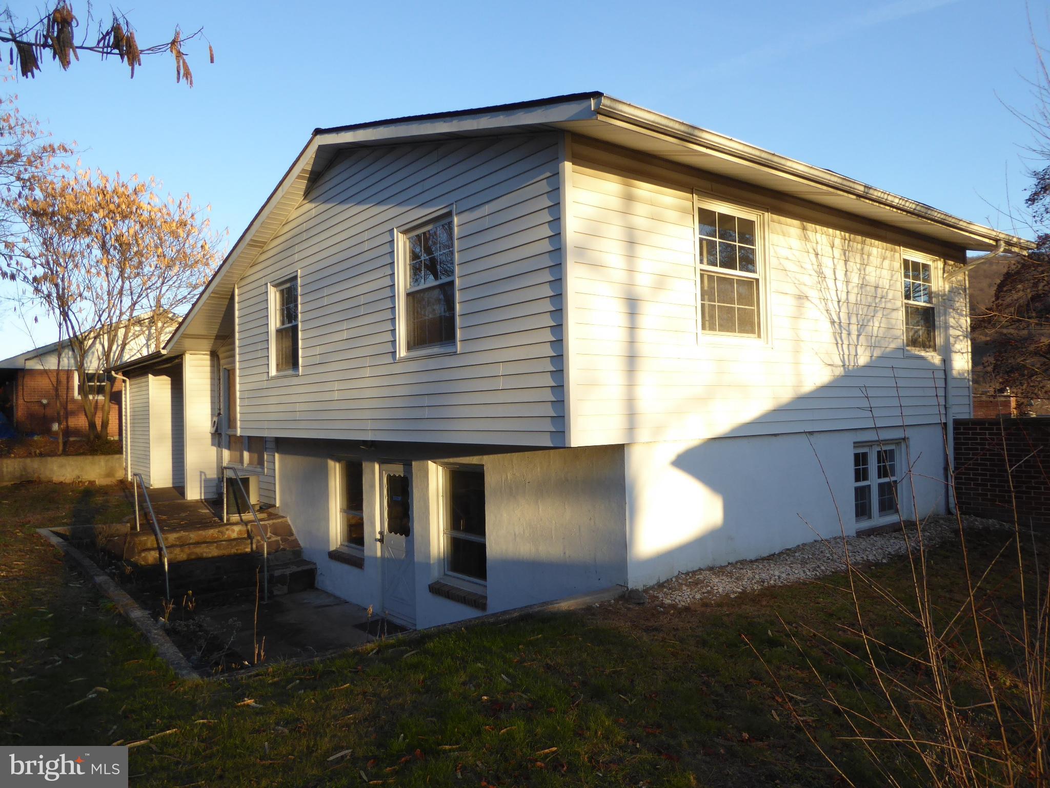 HAWTHORN HEIGHTS - Residential