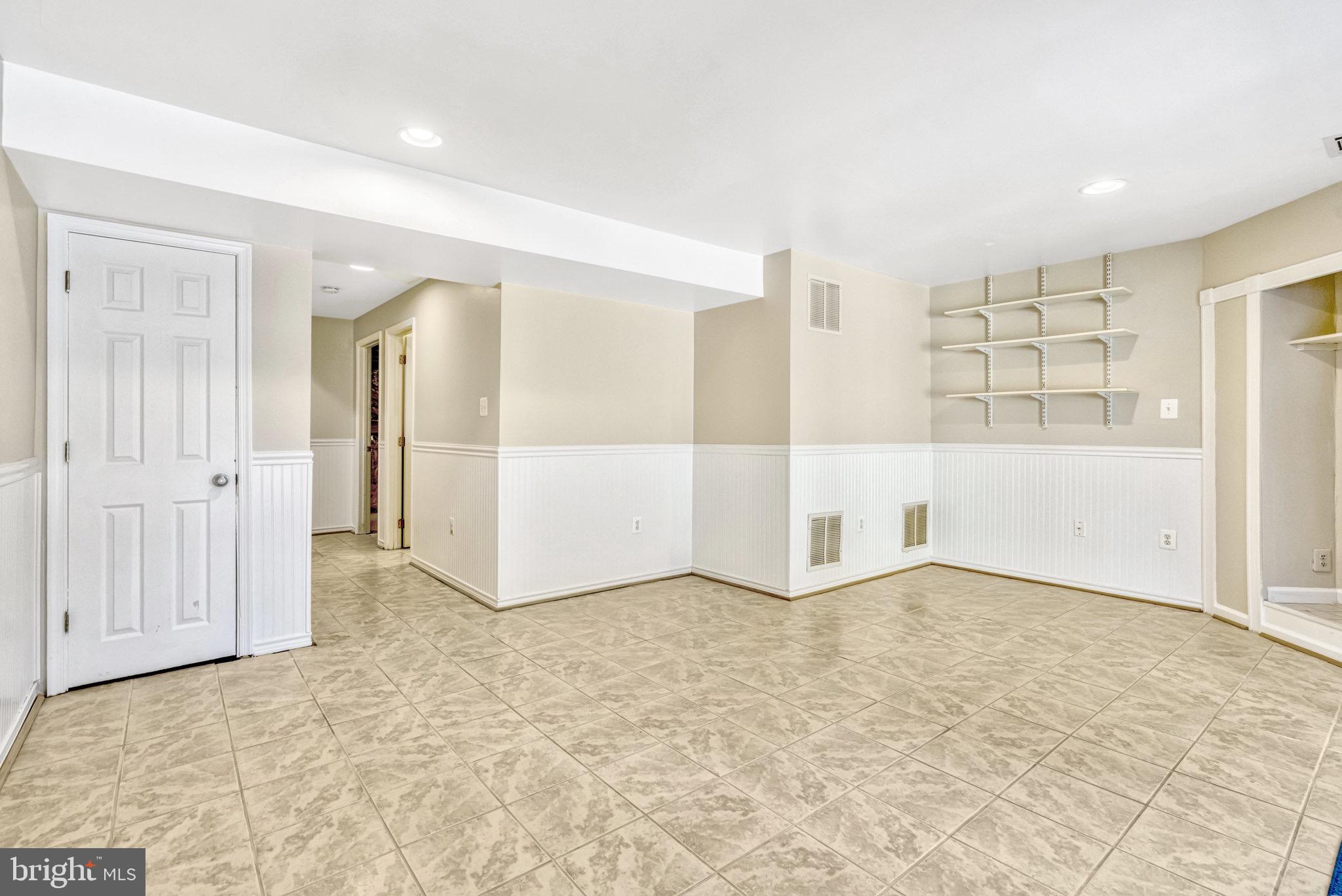 THE VILLAGES AT SAYBROOKE - Residential