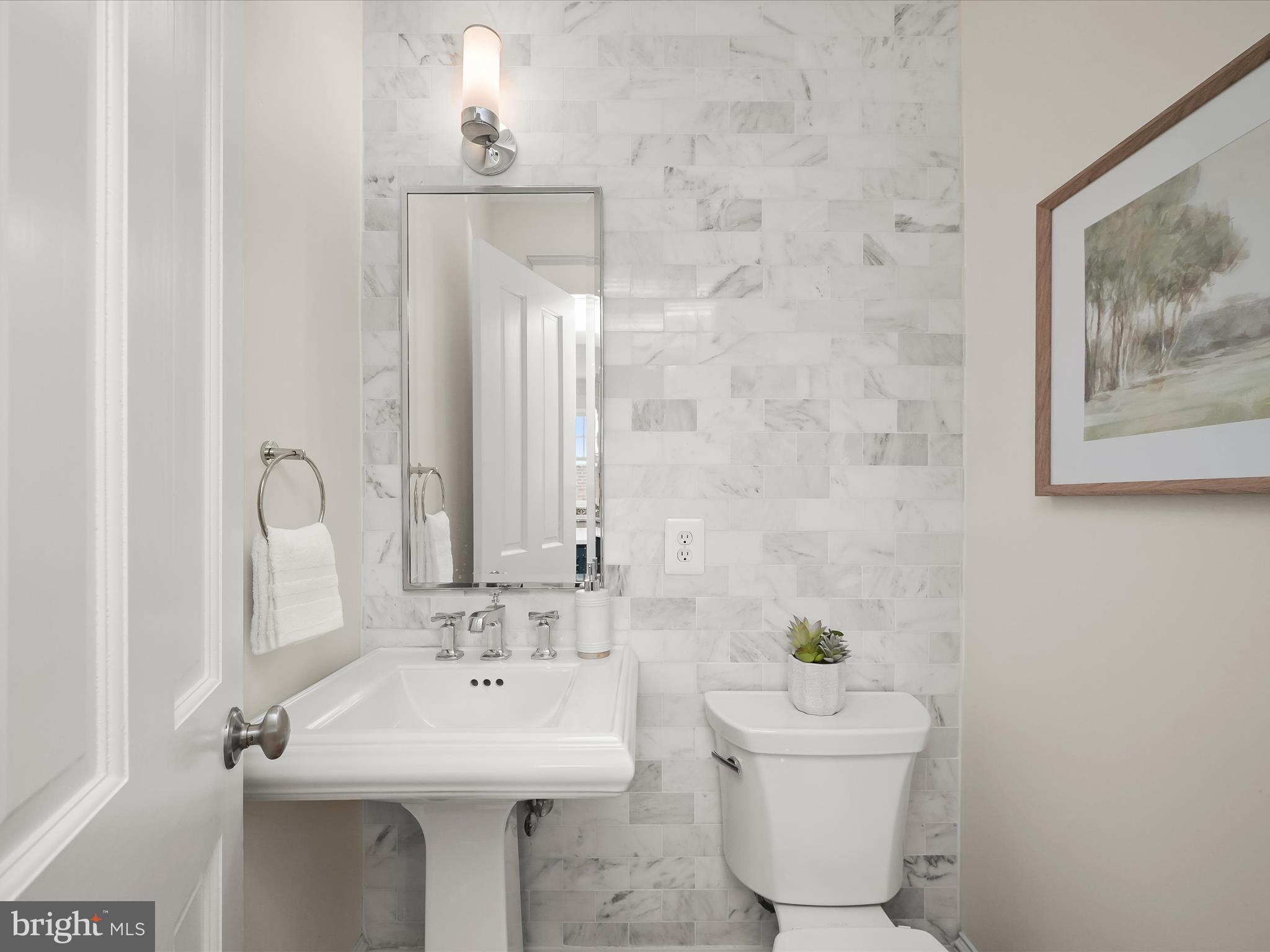 LYON VILLAGE - Residential