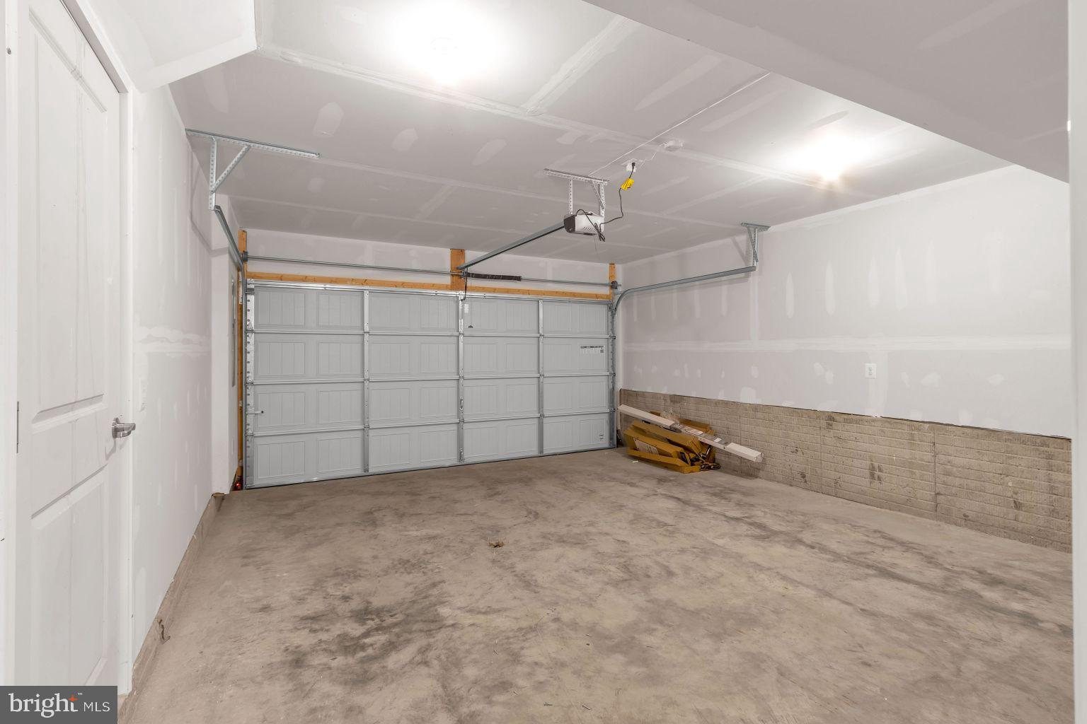 PATAPSCO GLEN - Residential Lease