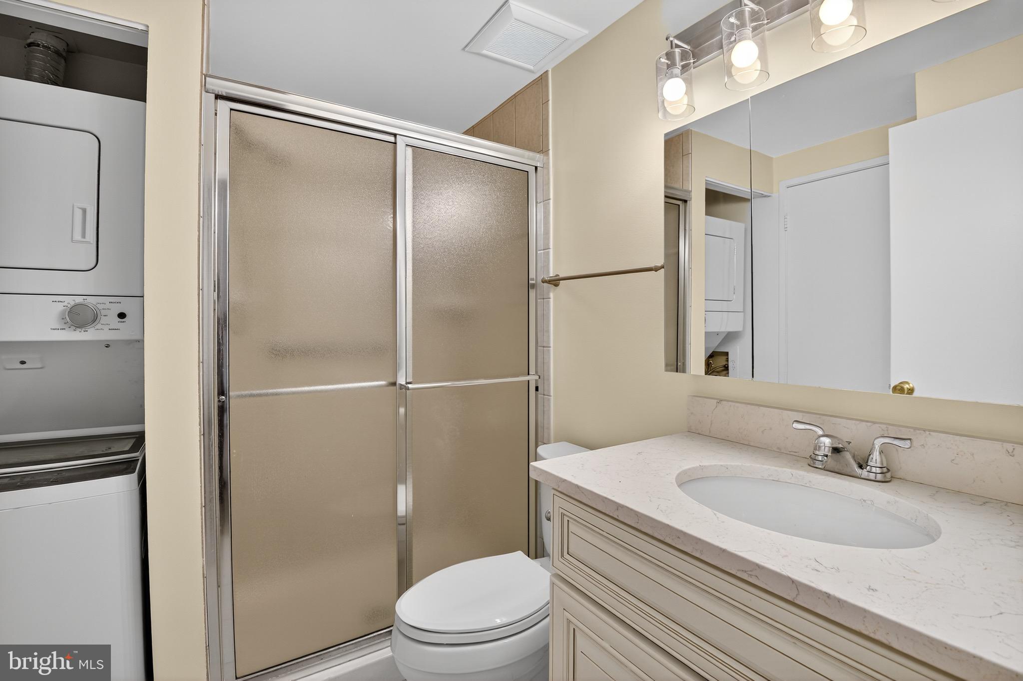 MIRAMONT VILLAS - Residential