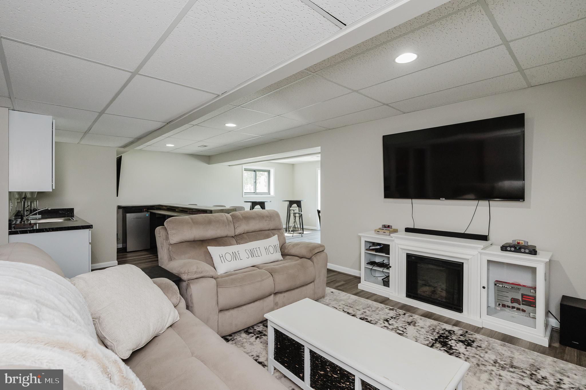 ROOP ROAD ESTATES - Residential