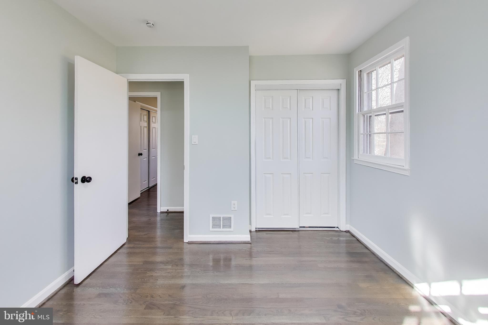 WILLIAMSBURG ESTATES - Residential