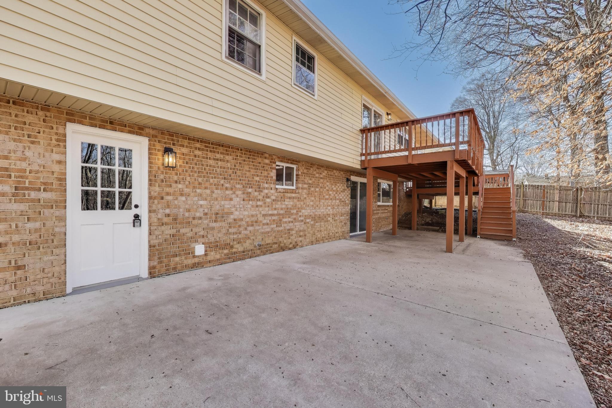 WILLIAMSBURG ESTATES - Residential