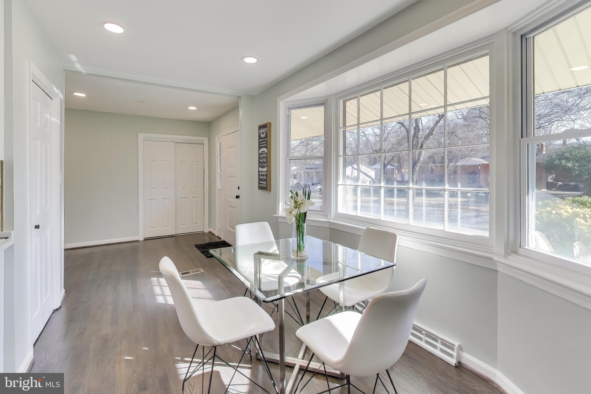 WILLIAMSBURG ESTATES - Residential