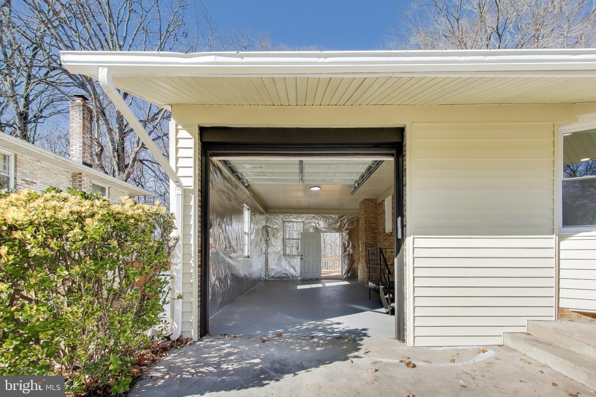 WILLIAMSBURG ESTATES - Residential