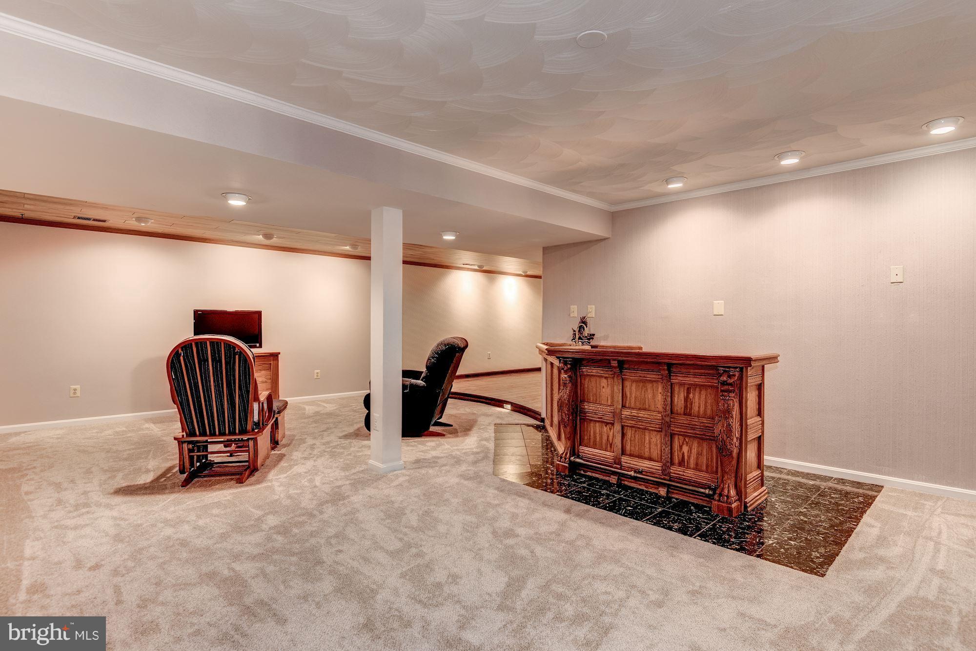 GEORGE MASON FOREST - Residential