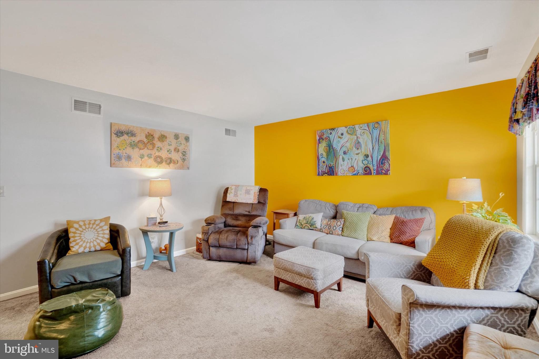 1013 HASTINGS BOULEVARD 1013