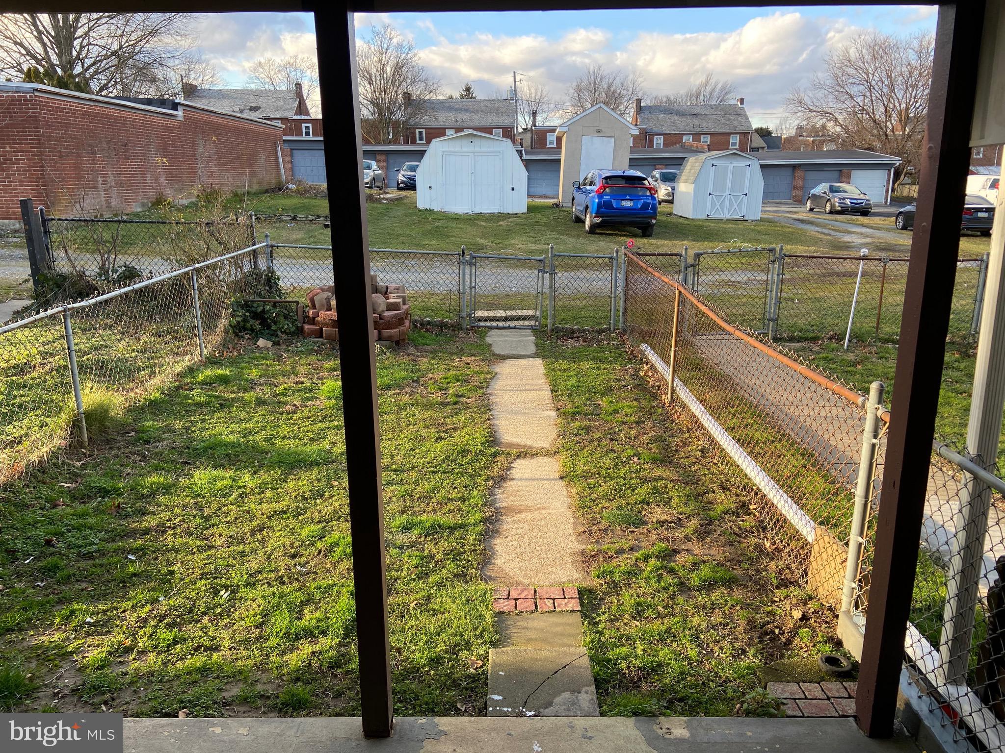 SOWE NEIGHBORHOOD / CABBAGE HILL - Residential Lease
