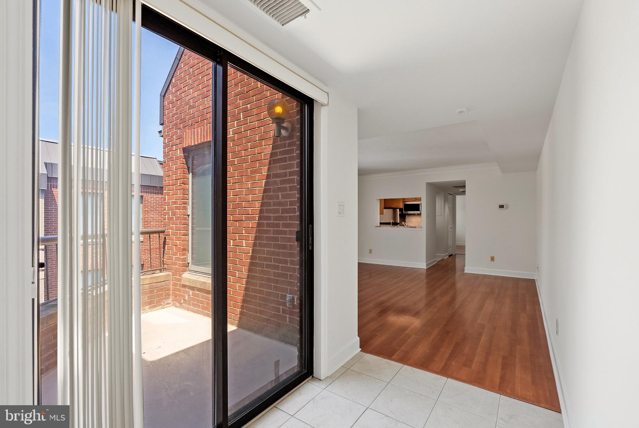1080 WISCONSIN AVENUE NW 3019