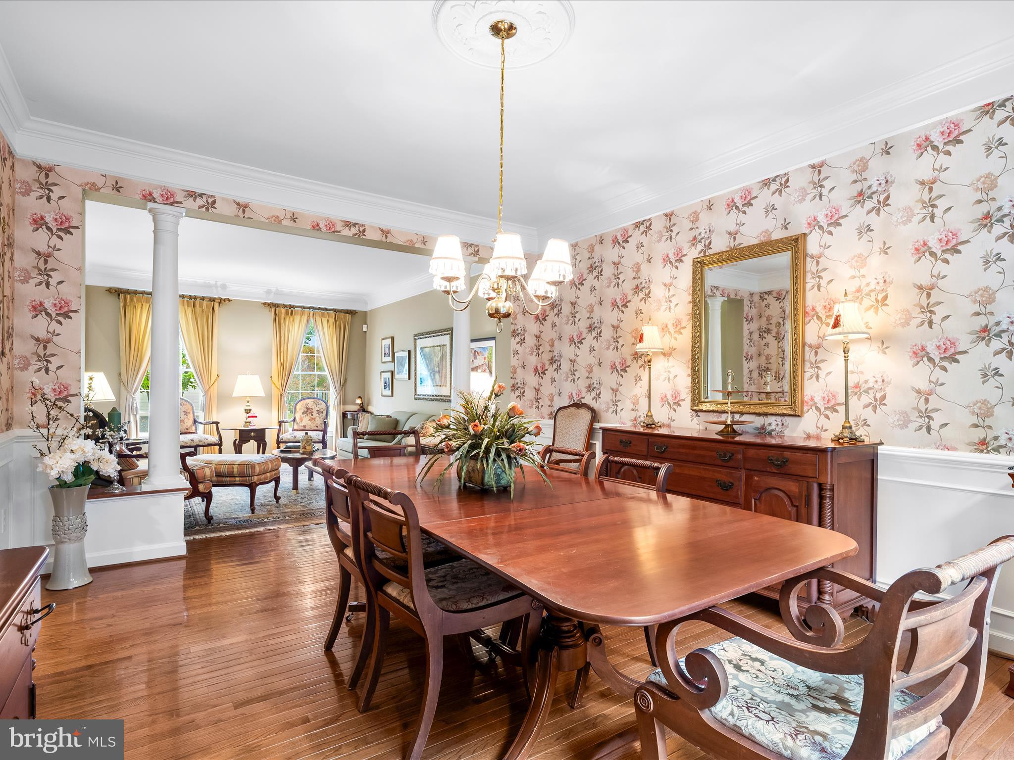 KINGSVIEW VILLAGE - Residential