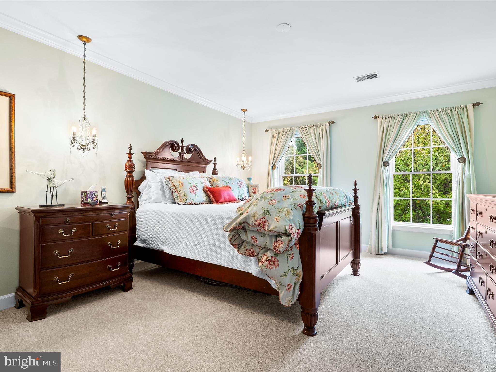 KINGSVIEW VILLAGE - Residential