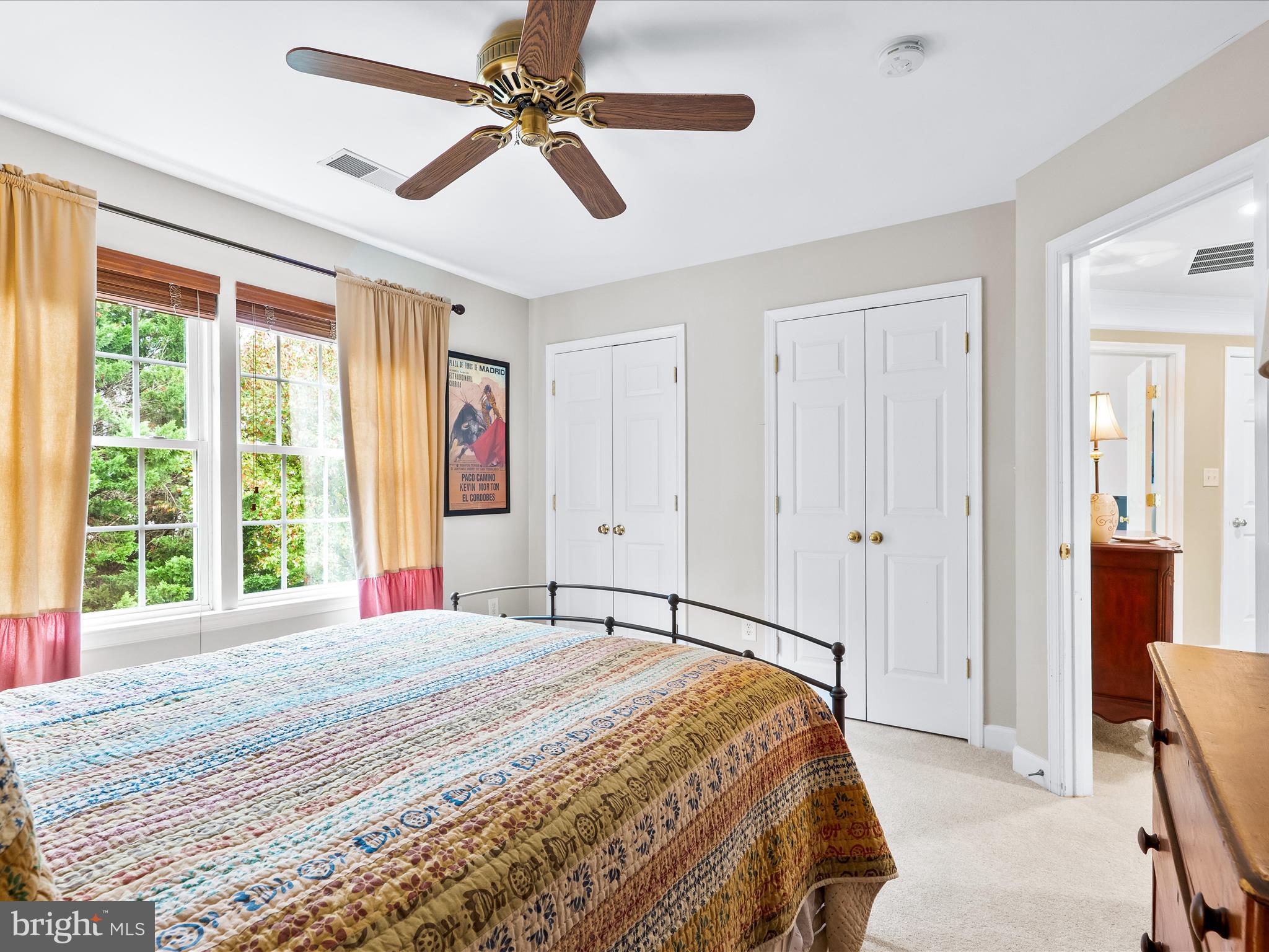 KINGSVIEW VILLAGE - Residential