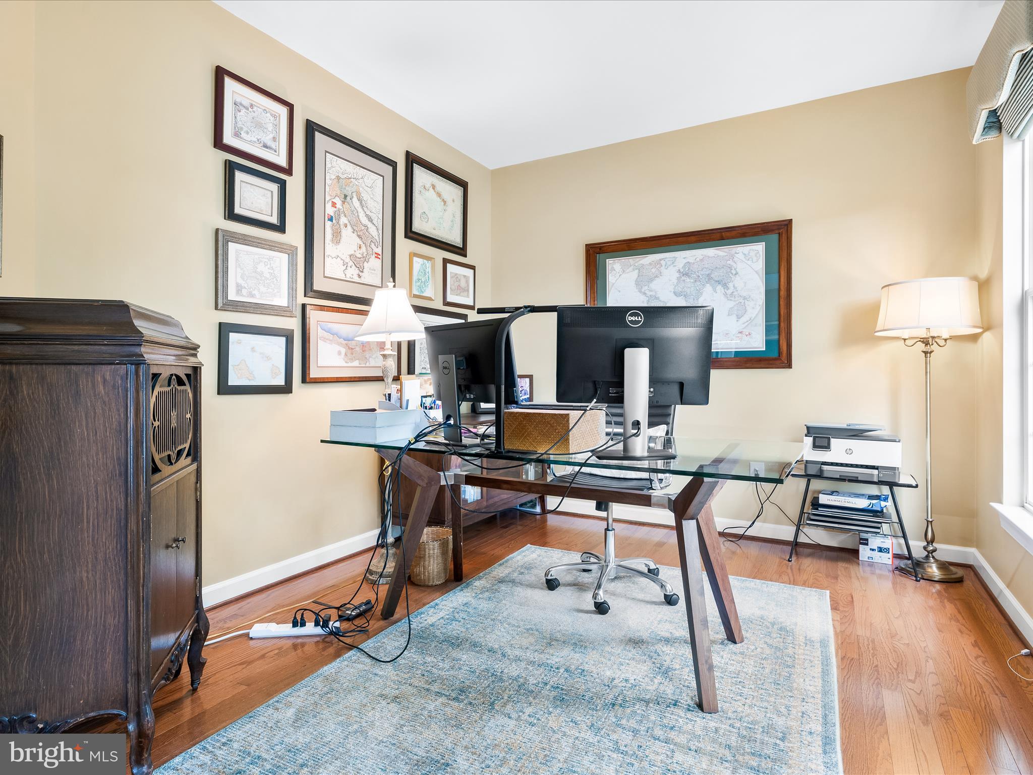 KINGSVIEW VILLAGE - Residential