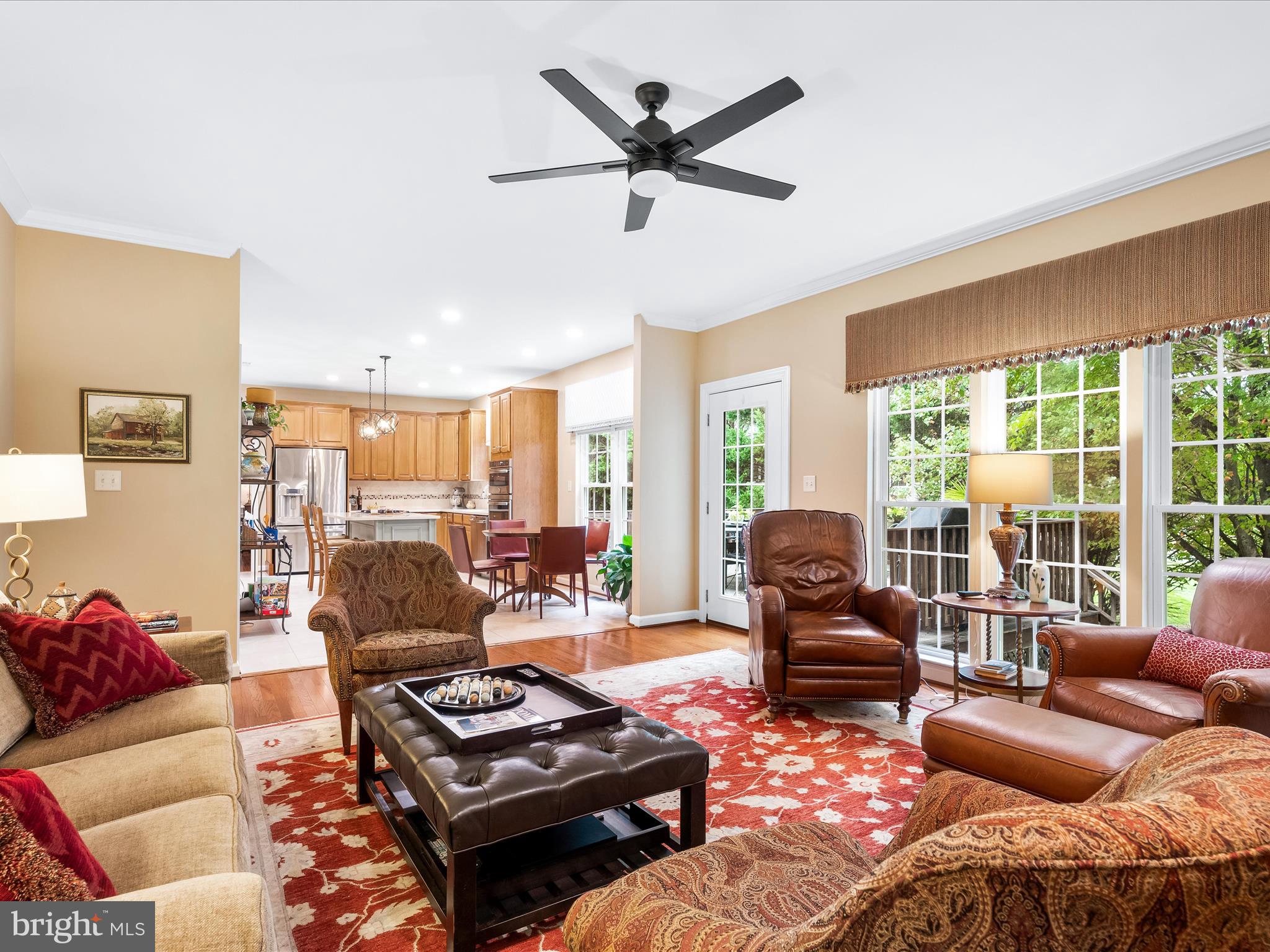 KINGSVIEW VILLAGE - Residential