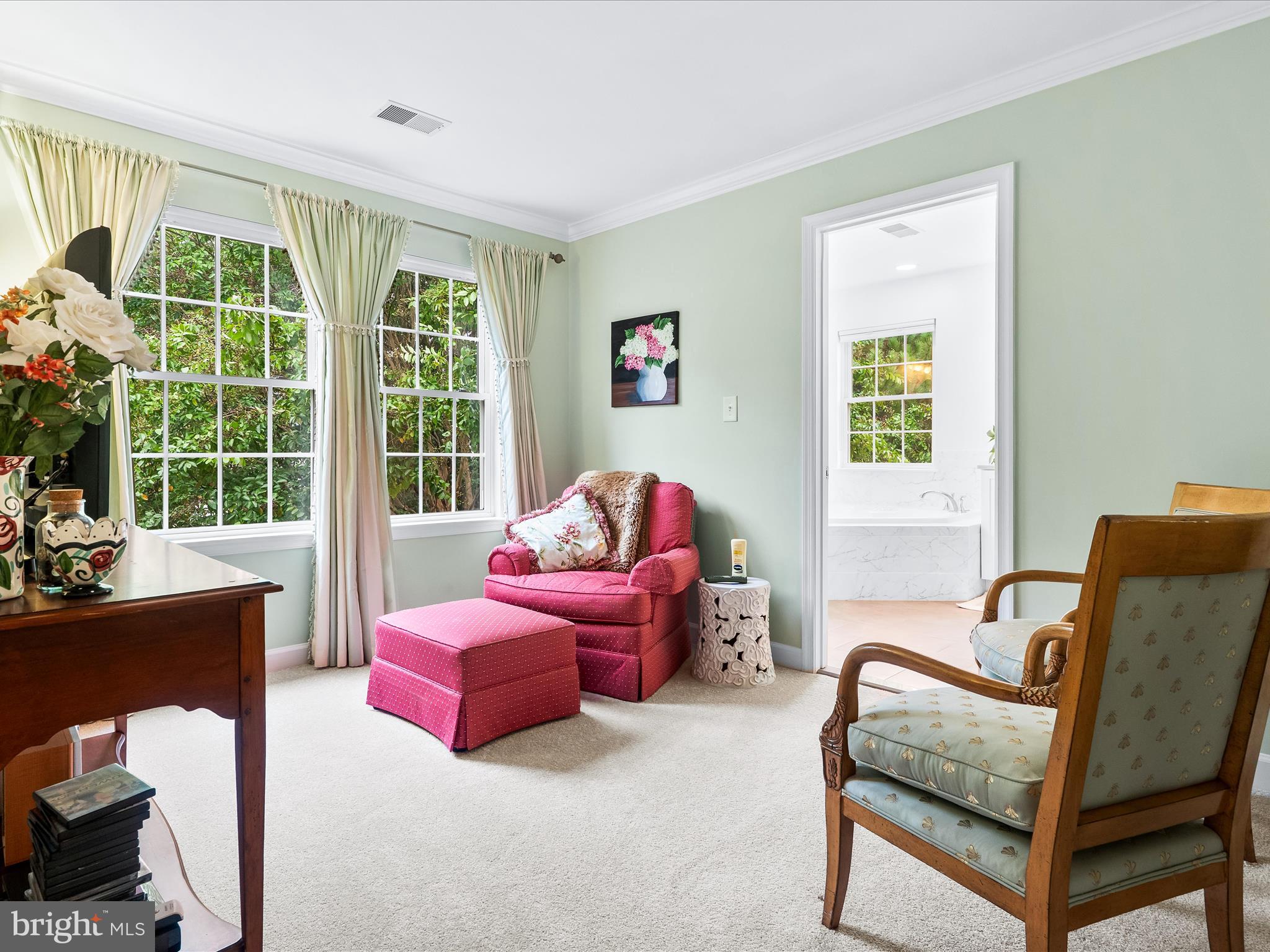 KINGSVIEW VILLAGE - Residential