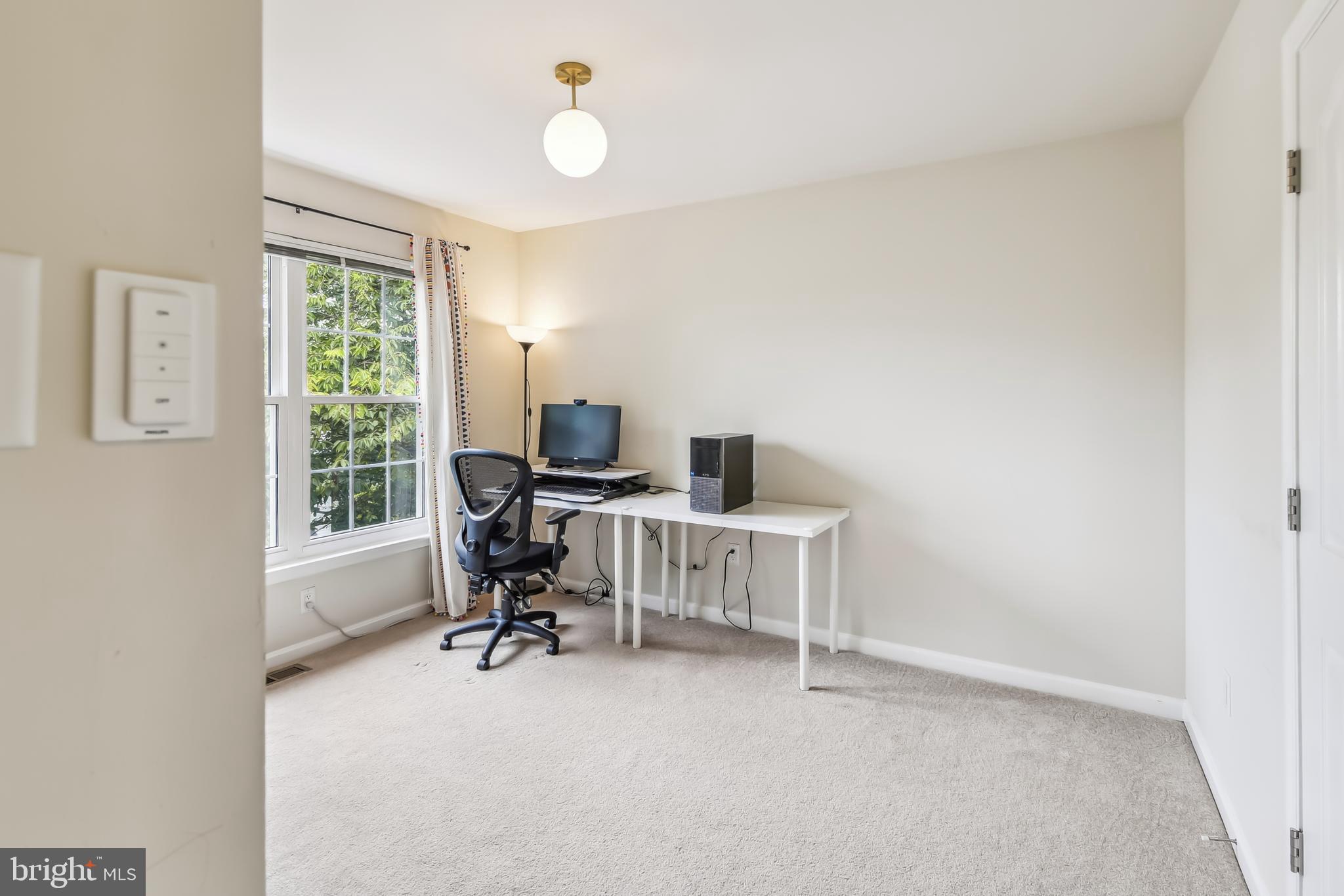 RIVER HILL - Residential Lease