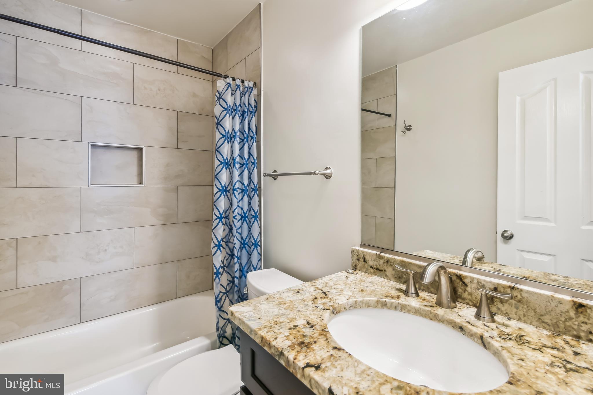 RIVER HILL - Residential Lease