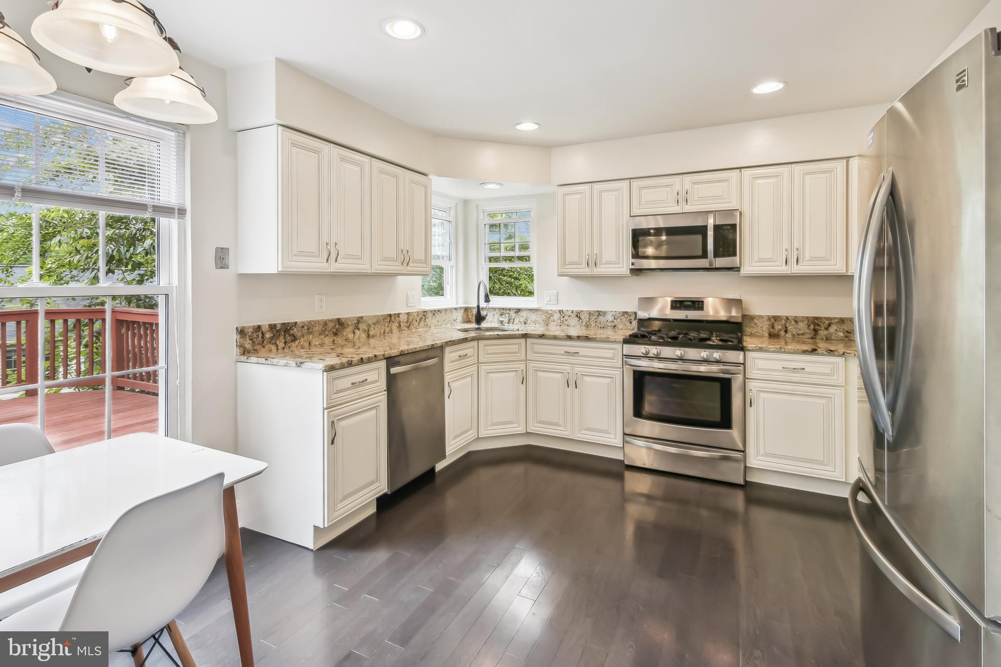 RIVER HILL - Residential Lease