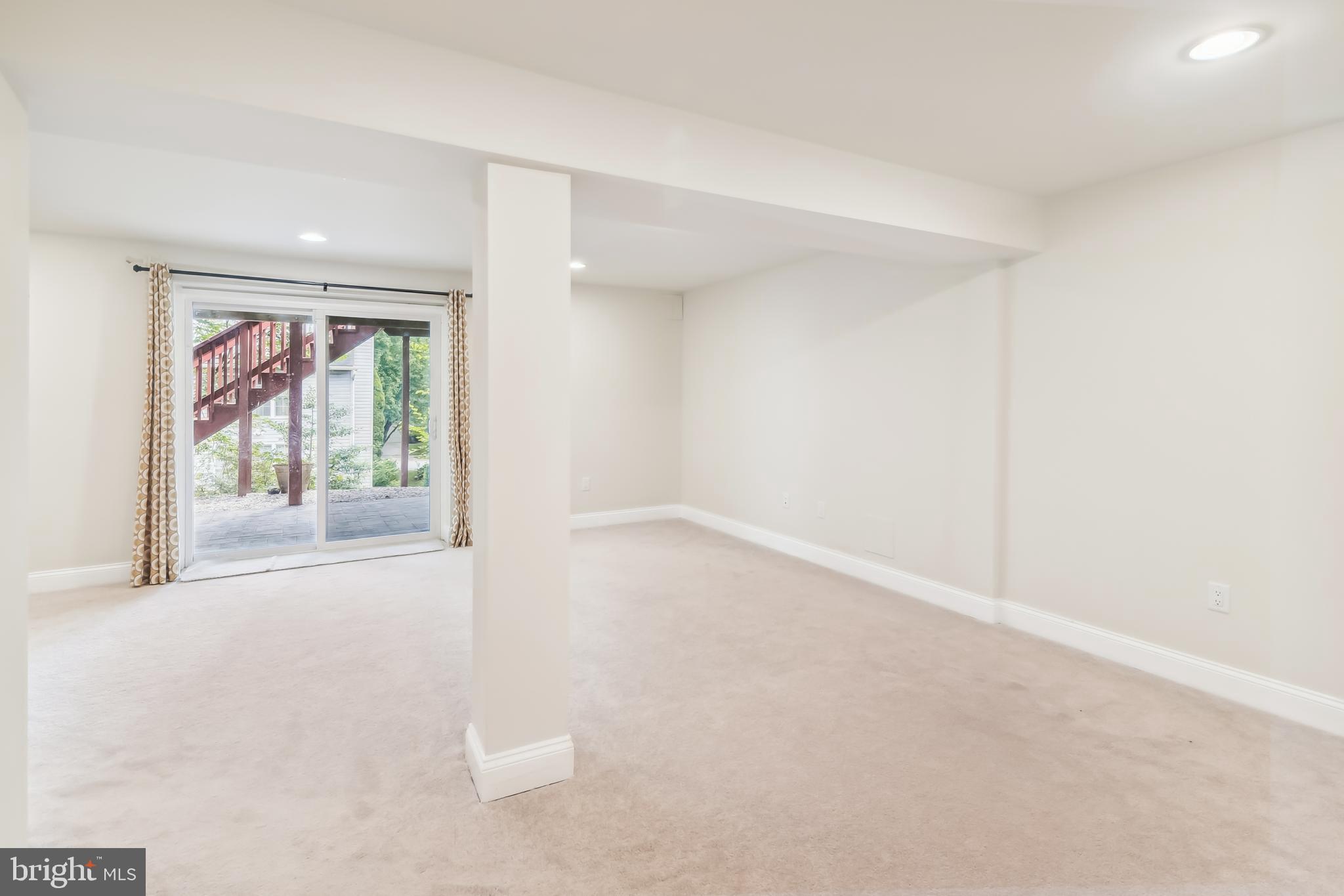 RIVER HILL - Residential Lease