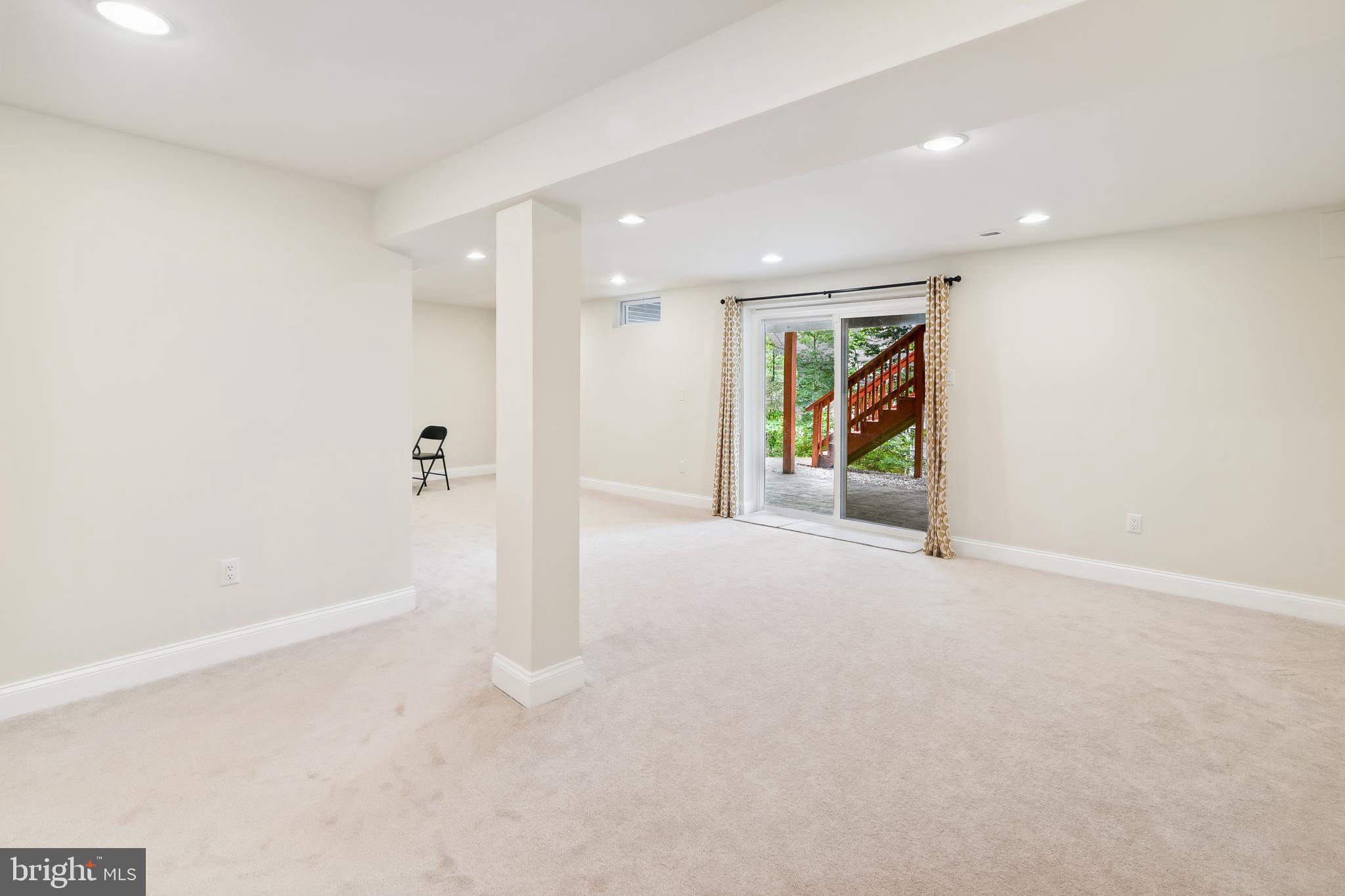 RIVER HILL - Residential Lease