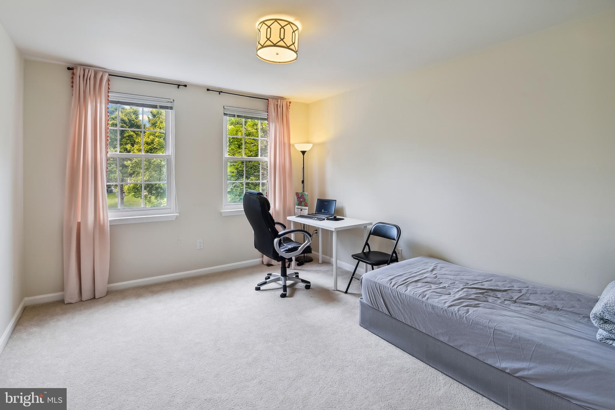 RIVER HILL - Residential Lease