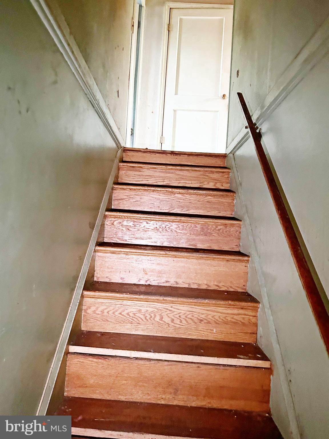 LAURAVILLE HISTORIC DISTRICT - Residential