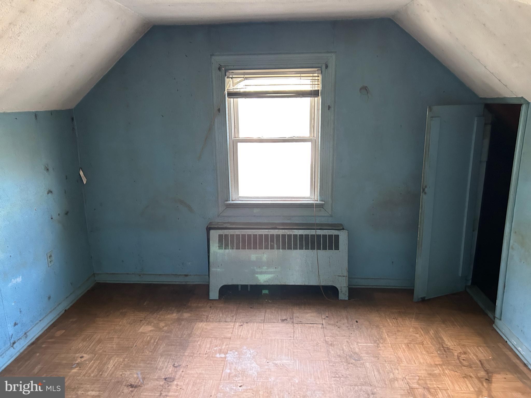 LAURAVILLE HISTORIC DISTRICT - Residential