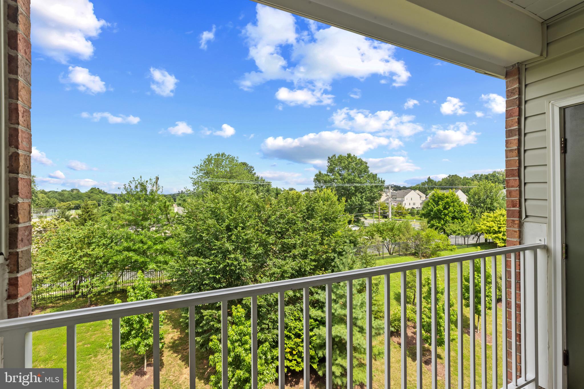 WINDSOR AT PERRY HALL FARMS - Residential