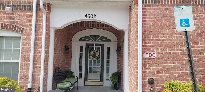 WINDSOR AT PERRY HALL FARMS - Residential