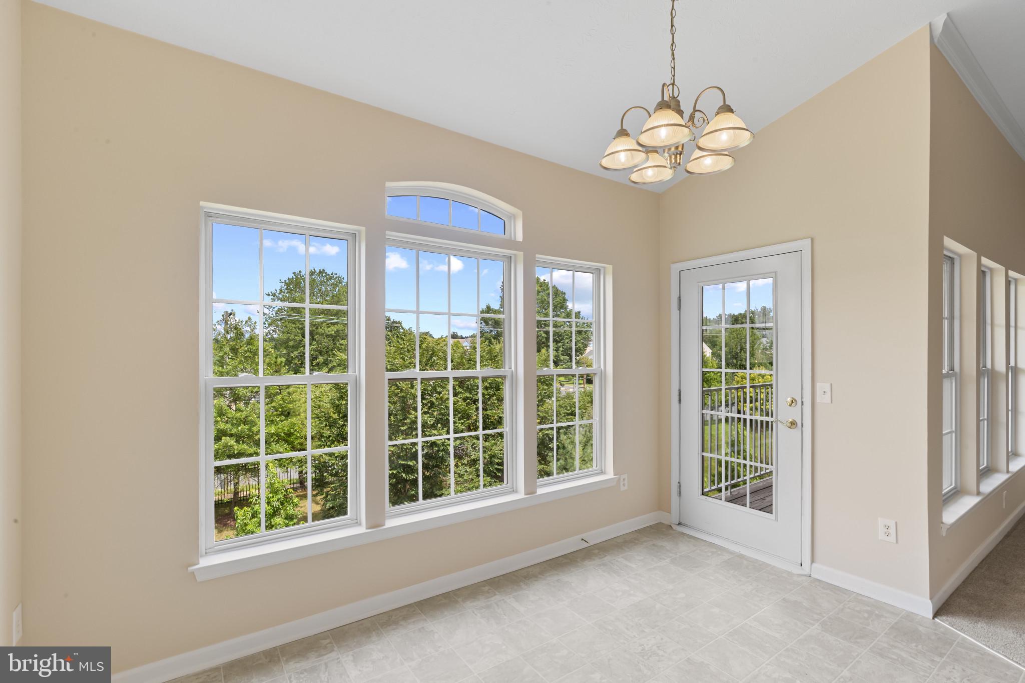 WINDSOR AT PERRY HALL FARMS - Residential