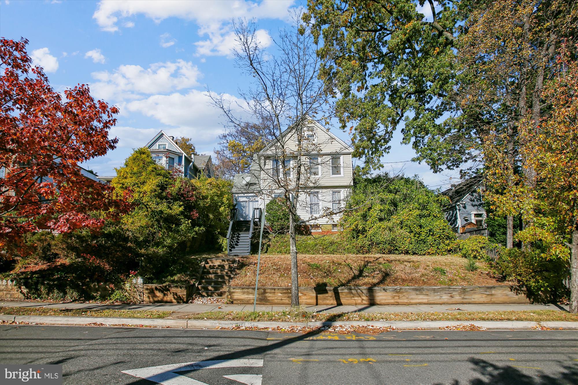 1260 KEARNY STREET NE