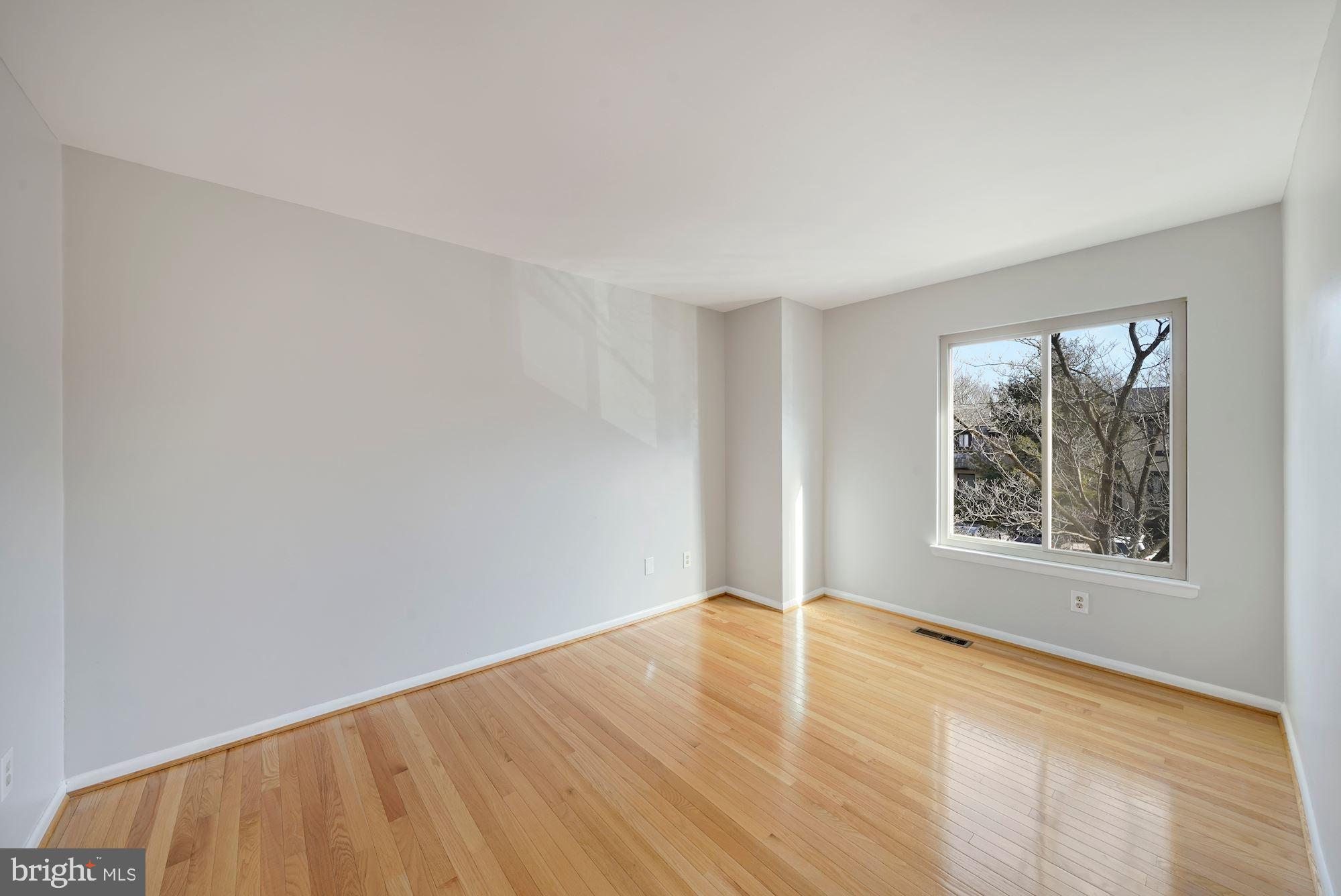 INVERNESS NORTH - Residential