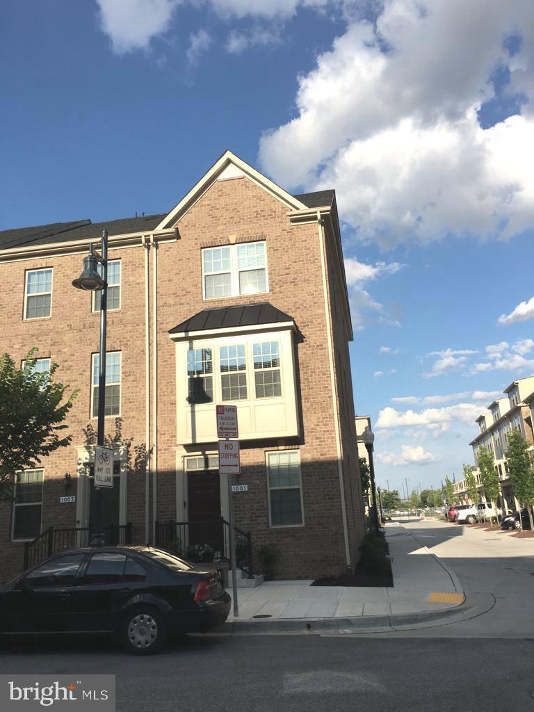 EAGER PARK TOWNHOMES - Residential