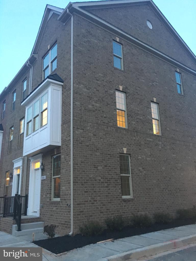 EAGER PARK TOWNHOMES - Residential